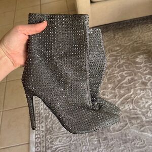 Steve Madden Sparkling Gray Heeled Boots